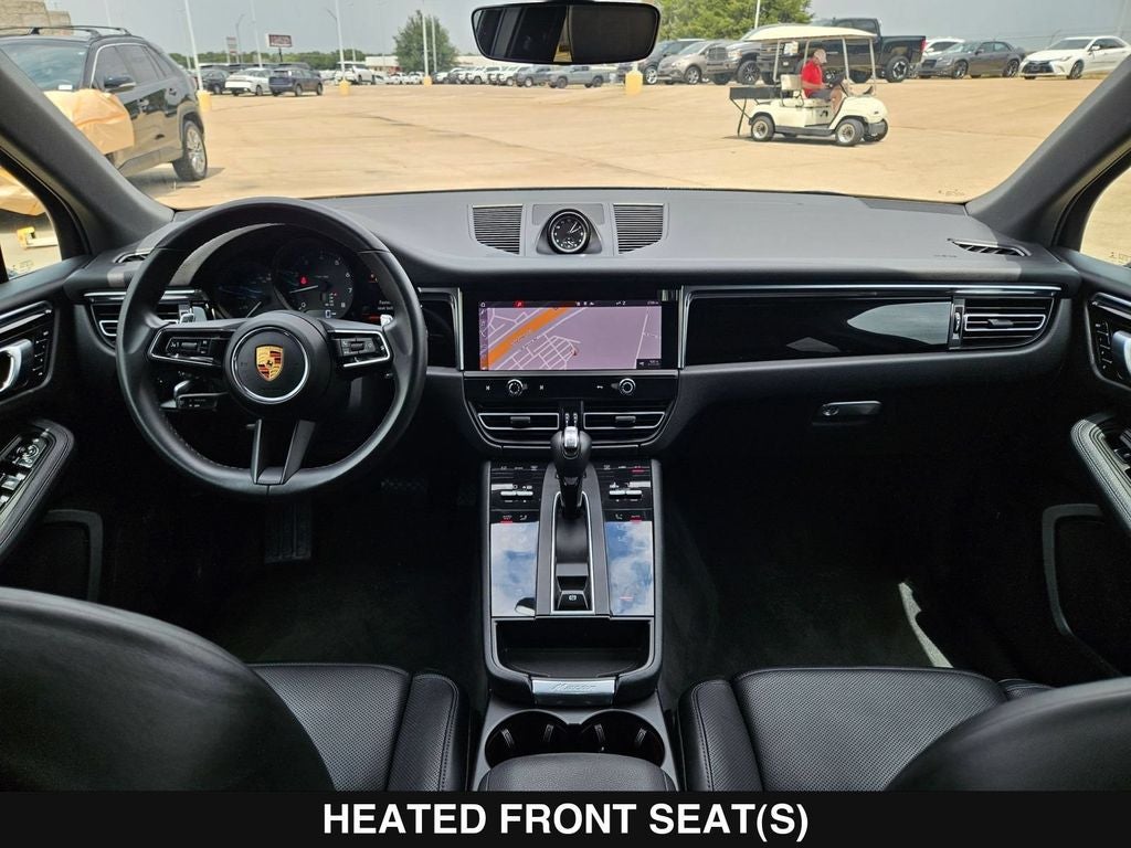 2022 Porsche Macan Base