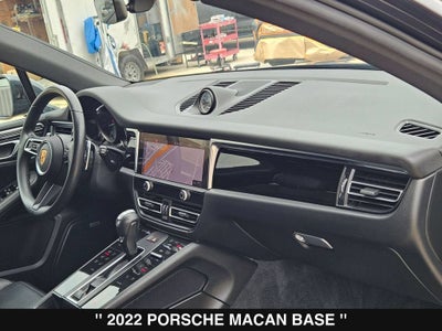 2022 Porsche Macan Base