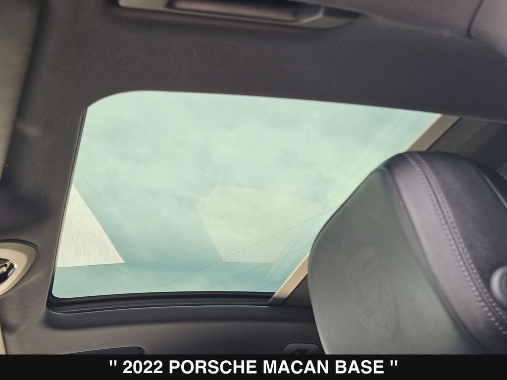 2022 Porsche Macan Base