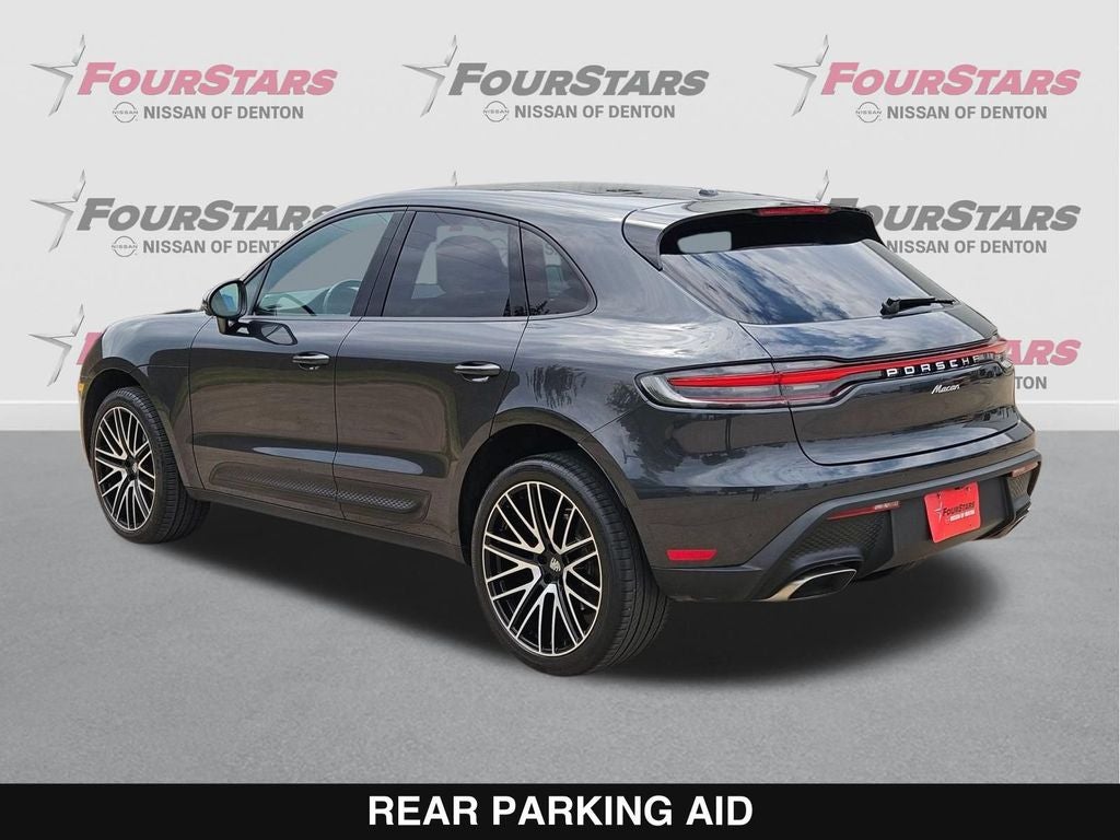 2022 Porsche Macan Base
