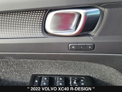 2022 Volvo XC40 R-Design