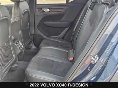 2022 Volvo XC40 R-Design