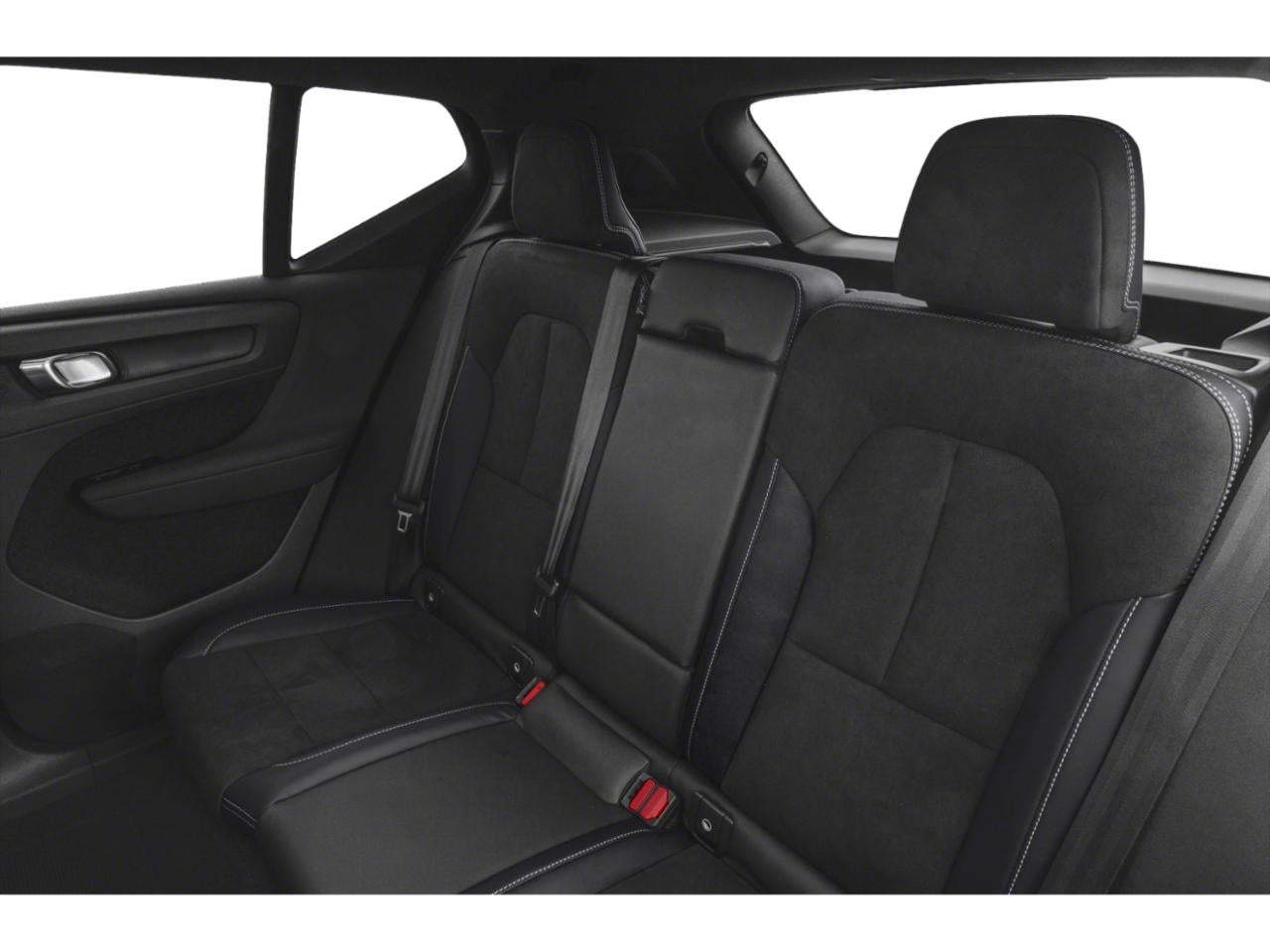 2022 Volvo XC40 R-Design