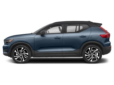 2022 Volvo XC40 R-Design