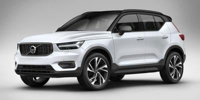 2022 Volvo XC40 R-Design