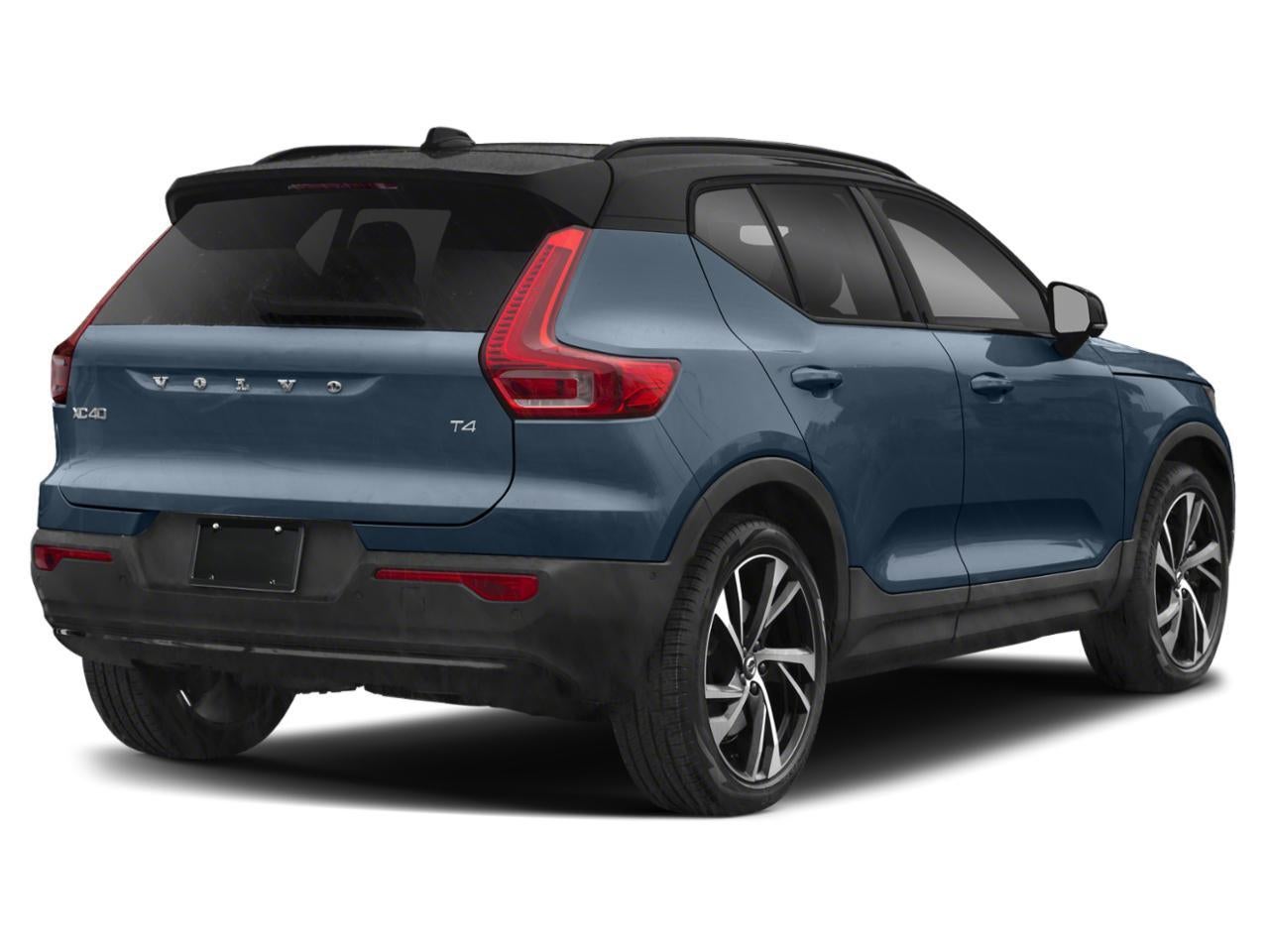 2022 Volvo XC40 R-Design