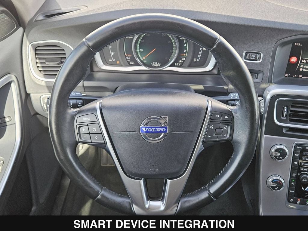2018 Volvo V60 Cross Country T5