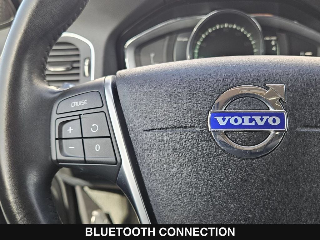 2018 Volvo V60 Cross Country T5