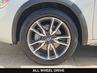 2018 Volvo V60 Cross Country T5
