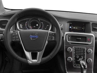 2018 Volvo V60 Cross Country T5