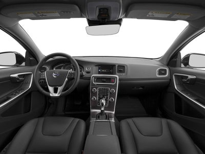 2018 Volvo V60 Cross Country T5
