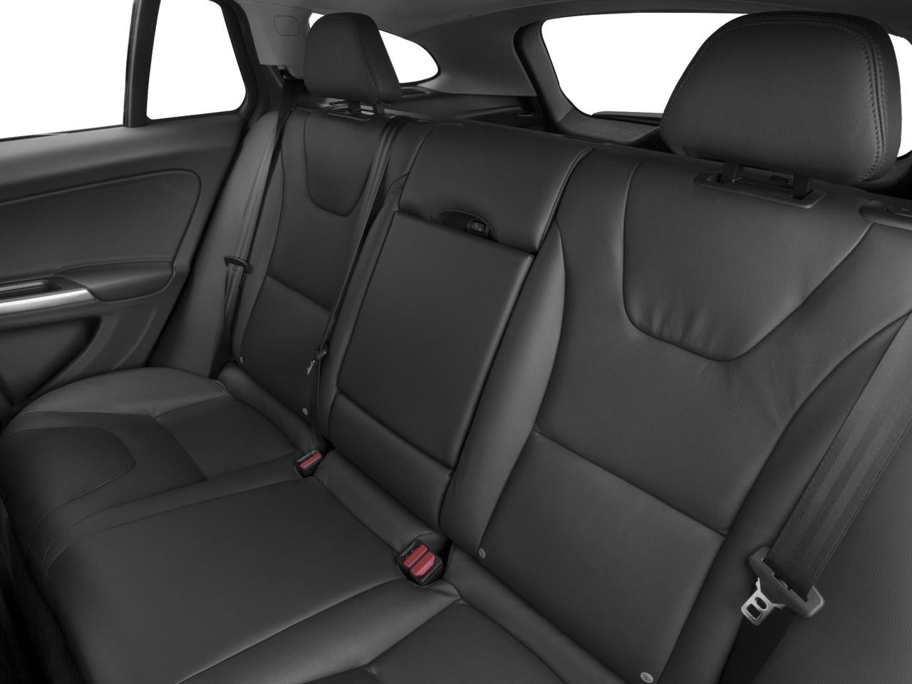 2018 Volvo V60 Cross Country T5