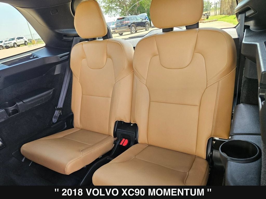 2018 Volvo XC90 T6 Momentum