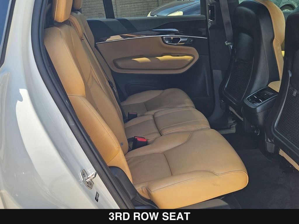 2018 Volvo XC90 T6 Momentum