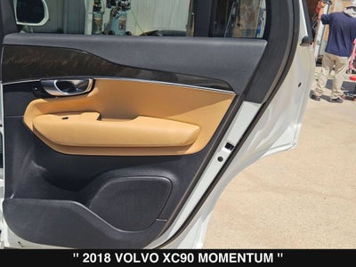 2018 Volvo XC90 T6 Momentum