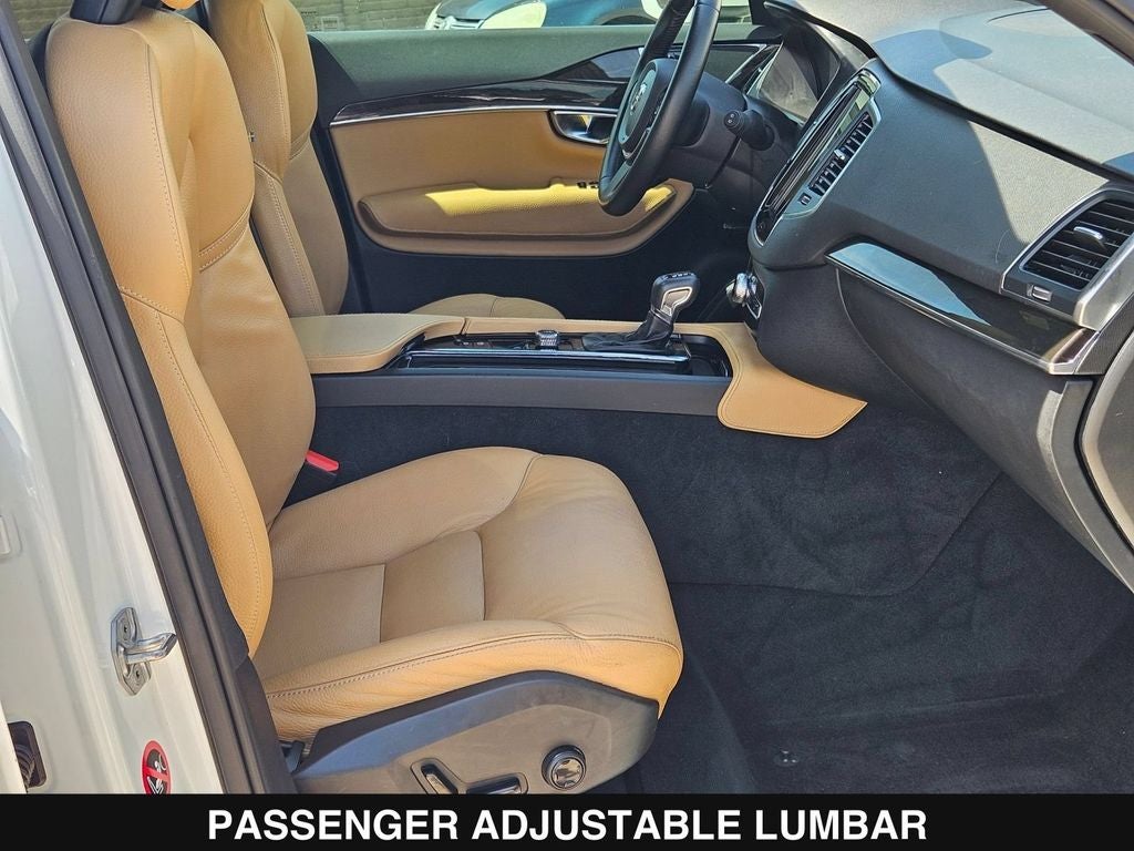 2018 Volvo XC90 T6 Momentum