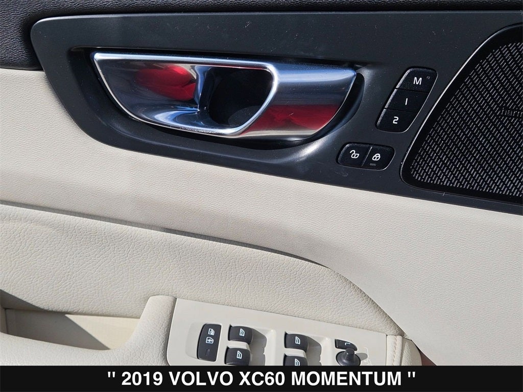 2019 Volvo XC60 T6 Momentum