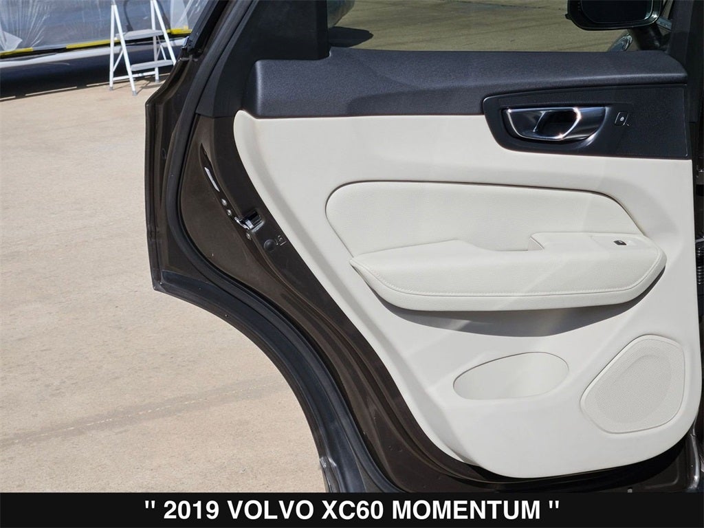 2019 Volvo XC60 T6 Momentum