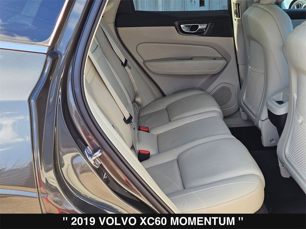 2019 Volvo XC60 T6 Momentum