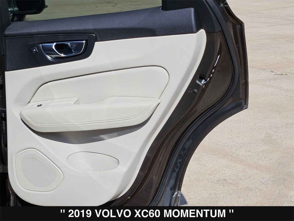 2019 Volvo XC60 T6 Momentum
