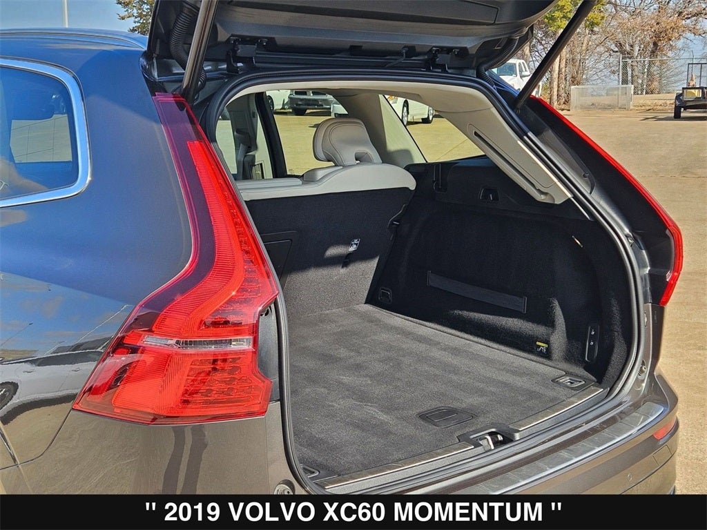 2019 Volvo XC60 T6 Momentum