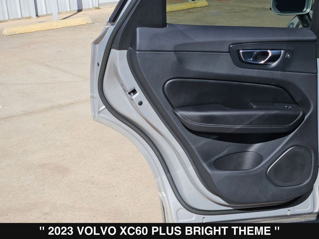 2023 Volvo XC60 B5 Plus Bright Theme