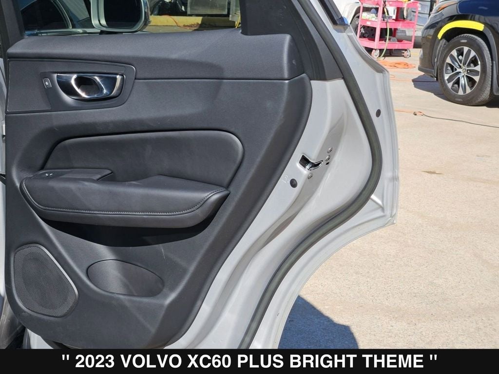 2023 Volvo XC60 B5 Plus Bright Theme