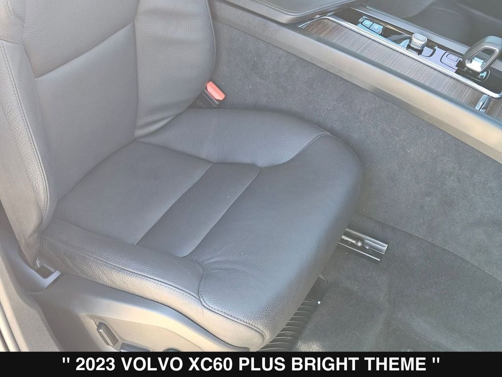 2023 Volvo XC60 B5 Plus Bright Theme