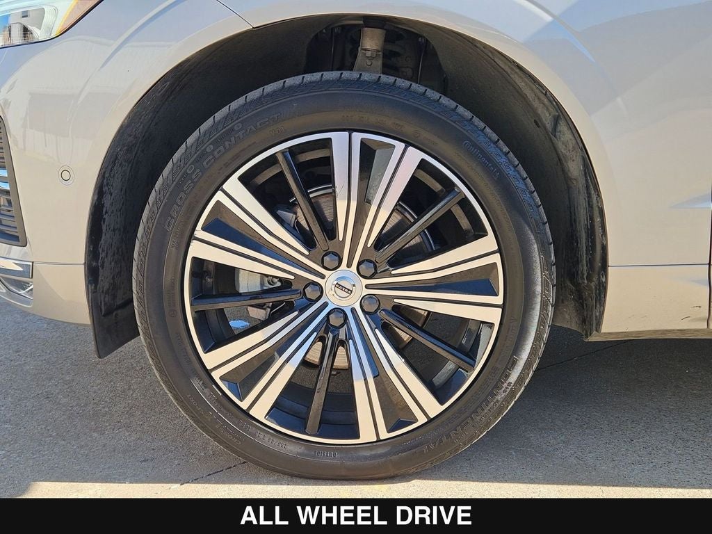 2023 Volvo XC60 B5 Plus Bright Theme