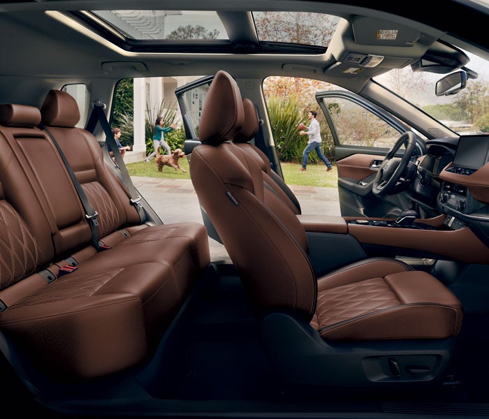 Four Stars Nissan in Corinth TX